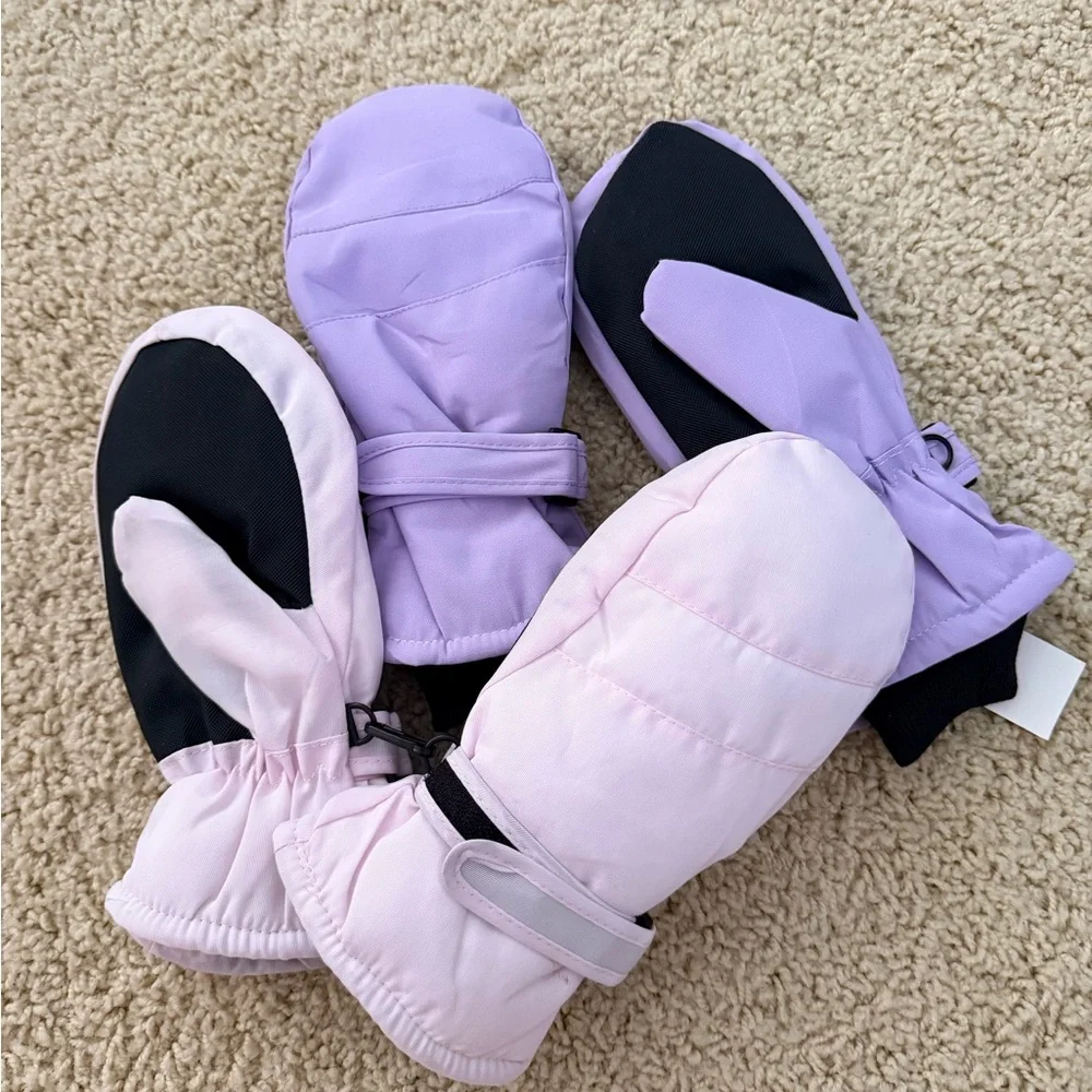 Chic Lilac and Pink Kids' Mittens